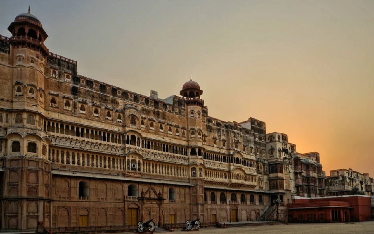 Witness the amazing architecture of Indian Heritage