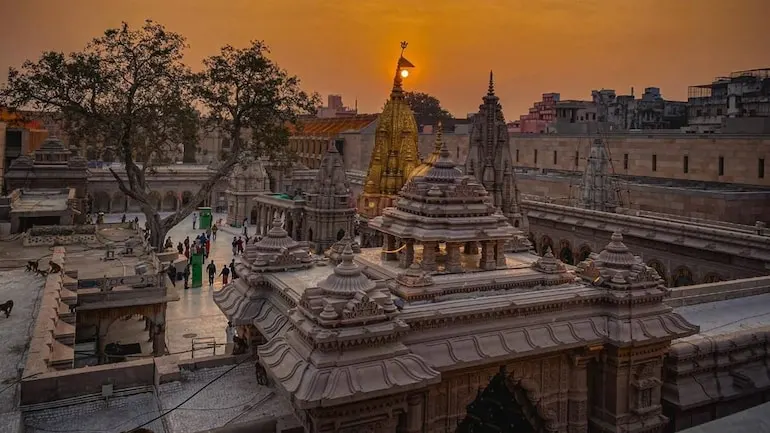 Visit the Kashi Vishwanath!