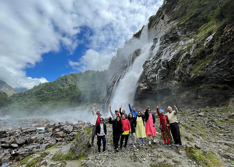 Nuranang Waterfall falls down from an altitude of 100 meters. Also known as Jung/Jang Falls or Bong Bong Falls.