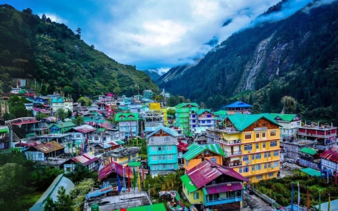 Explore the vibrant charm of Gangtok