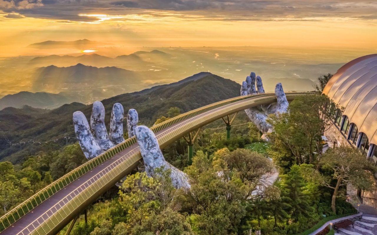 Golden Hand Bridge at Ba Na Hills