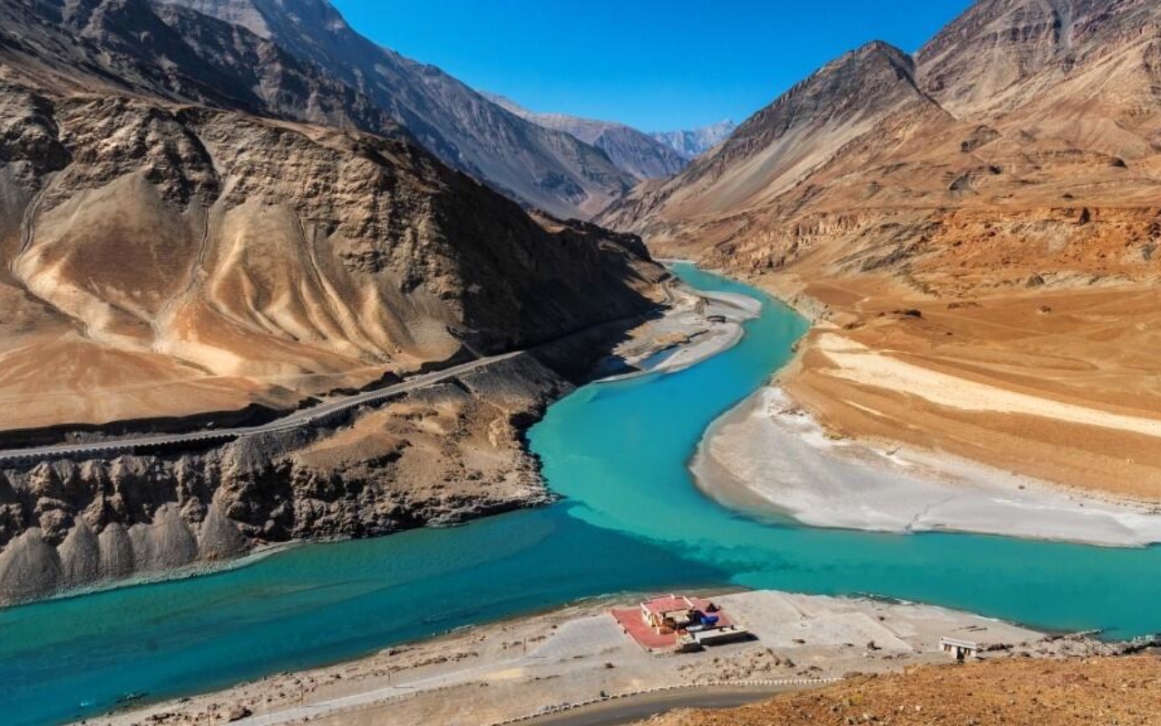 Witness the Confluence of the Indus and Zanskar